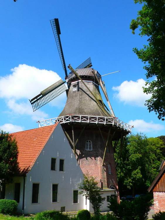 Photo: Windmühle De Vrouw Johanna in Emden